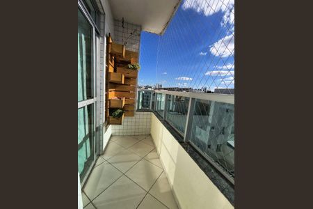 Varanda de apartamento à venda com 3 quartos, 70m² em Novo Eldorado, Contagem