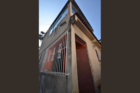 Fachada  de casa para alugar com 2 quartos, 180m² em Madureira, Rio de Janeiro