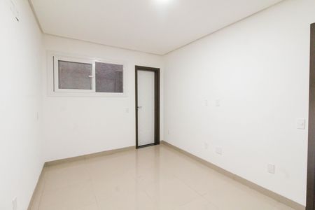 Quarto 2 de apartamento para alugar com 2 quartos, 5689m² em Niterói, Canoas