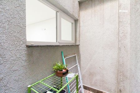 Apartamento para alugar com 5689m², 2 quartos e 1 vaga Apartamento para alugar com 5689m², 2 quartos e 1 vagaÁrea de Serviço