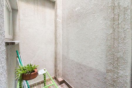 Apartamento para alugar com 5689m², 2 quartos e 1 vaga Apartamento para alugar com 5689m², 2 quartos e 1 vagaÁrea de Serviço