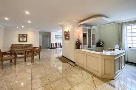 Casa à venda com 4 quartos, 525m² em Santa Lúcia, Belo Horizonte