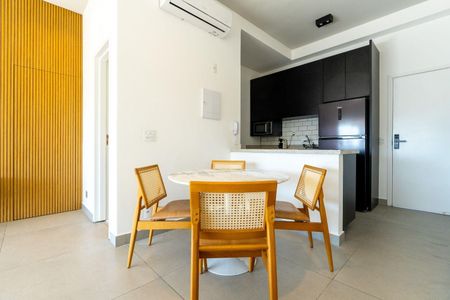 Apartamento à venda com 1 quarto, 68m² em Vila Cordeiro, São Paulo