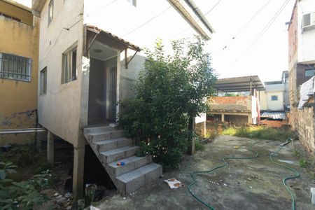 Quintal de casa para alugar com 3 quartos, 80m² em Mutua, São Gonçalo
