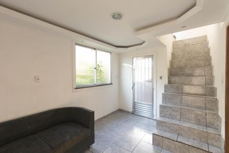 Sala de casa para alugar com 3 quartos, 80m² em Mutua, São Gonçalo