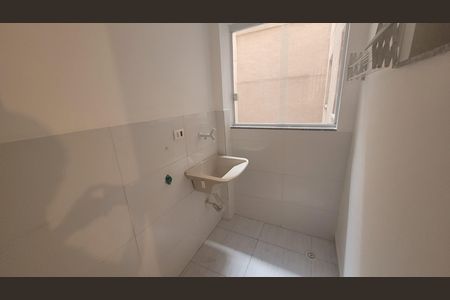 Área de Serviço de apartamento para alugar com 1 quarto, 38m² em Jardim Iva, São Paulo