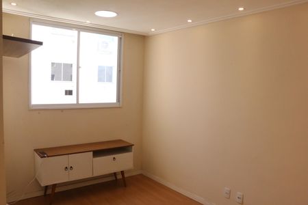 sala de apartamento para alugar com 2 quartos, 45m² em Vila Catia, Nova Iguaçu