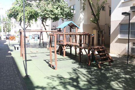 Apartamento para alugar com 45m², 2 quartos e sem vagaPlayground