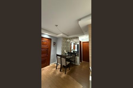 Sala de apartamento para alugar com 2 quartos, 53m² em Vila da Penha, Rio de Janeiro