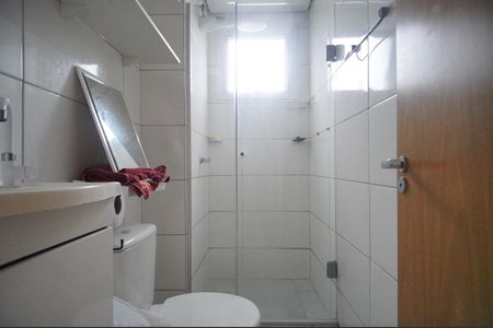Banheiro de apartamento para alugar com 2 quartos, 48m² em Feitoria, São Leopoldo