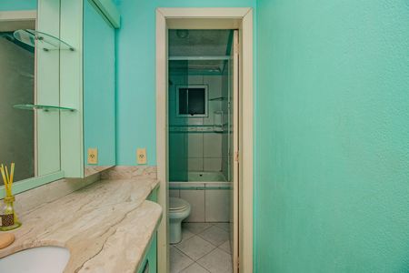 Casa de condomínio para alugar com 74m², 3 quartos e 2 vagasBanheiro da Suíte