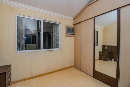 Casa de condomínio para alugar com 74m², 3 quartos e 2 vagasSuíte