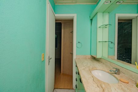 Casa de condomínio para alugar com 74m², 3 quartos e 2 vagasBanheiro da Suíte