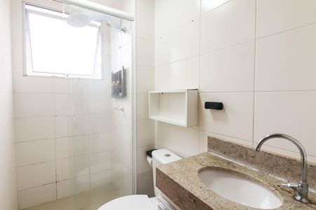 Banheiro de apartamento para alugar com 2 quartos, 42m² em São José, Canoas