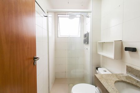 Banheiro de apartamento para alugar com 2 quartos, 42m² em São José, Canoas
