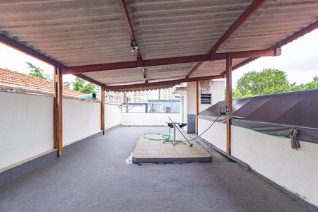 Casa à venda com 360m², 4 quartos e 6 vagas Casa à venda com 360m², 4 quartos e 6 vagasEspaço Gourmet
