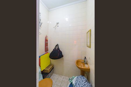 Casa à venda com 360m², 4 quartos e 6 vagas Casa à venda com 360m², 4 quartos e 6 vagasBanheiro - Garagem