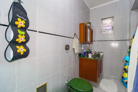 Casa à venda com 360m², 4 quartos e 6 vagas Casa à venda com 360m², 4 quartos e 6 vagasBanheiro - Suíte