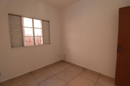 Casa para alugar com 80m², 3 quartos e 2 vagasQuarto 2