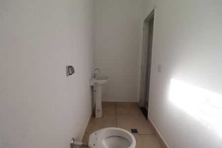 Casa para alugar com 80m², 3 quartos e 2 vagasBanheiro suite 