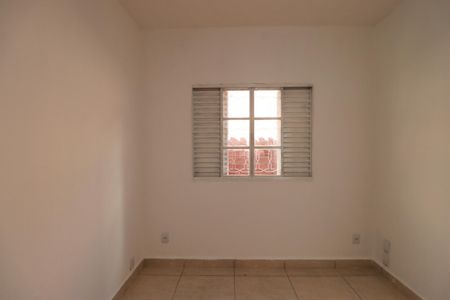 Casa para alugar com 80m², 3 quartos e 2 vagasQuarto 2