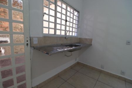 Casa para alugar com 80m², 3 quartos e 2 vagasCozinha 