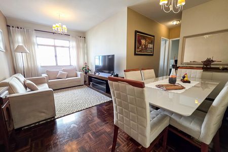 Apartamento à venda com 97m², 2 quartos e 1 vaga Apartamento à venda com 97m², 2 quartos e 1 vagaSala