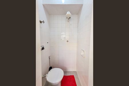Apartamento à venda com 97m², 2 quartos e 1 vaga Apartamento à venda com 97m², 2 quartos e 1 vagaBanheiro de serviço