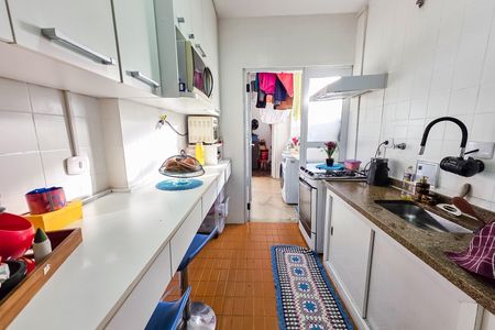 Apartamento à venda com 97m², 2 quartos e 1 vaga Apartamento à venda com 97m², 2 quartos e 1 vagaCozinha