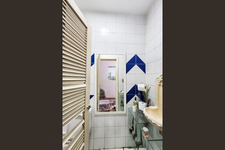 Apartamento para alugar com 189m², 3 quartos e 2 vagas Apartamento para alugar com 189m², 3 quartos e 2 vagasLavabo