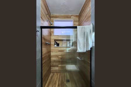 Apartamento para alugar com 189m², 3 quartos e 2 vagas Apartamento para alugar com 189m², 3 quartos e 2 vagasBanheiro da Suíte 1