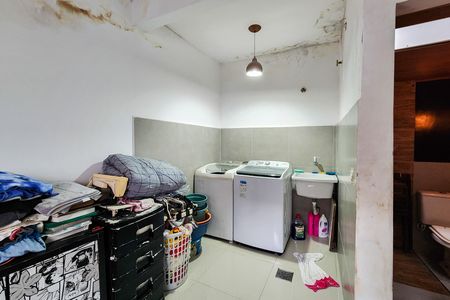 Apartamento para alugar com 189m², 3 quartos e 2 vagas Apartamento para alugar com 189m², 3 quartos e 2 vagasÁrea de Serviço