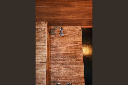 Apartamento para alugar com 189m², 3 quartos e 2 vagas Apartamento para alugar com 189m², 3 quartos e 2 vagasBanheiro de Serviço