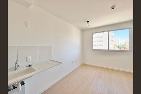Cozinha de apartamento para alugar com 0 quarto, 17m² em Freguesia do Ó, São Paulo