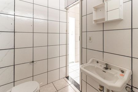Studio para alugar com 35m², 1 quarto e sem vaga Studio para alugar com 35m², 1 quarto e sem vagaBanheiro