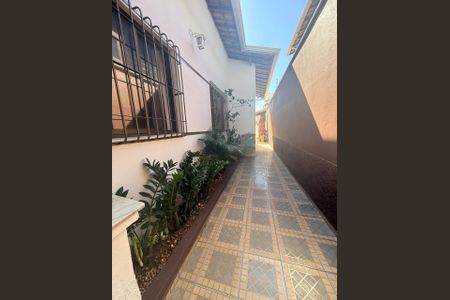 Foto 19 de casa à venda com 3 quartos, 210m² em Castelo, Belo Horizonte