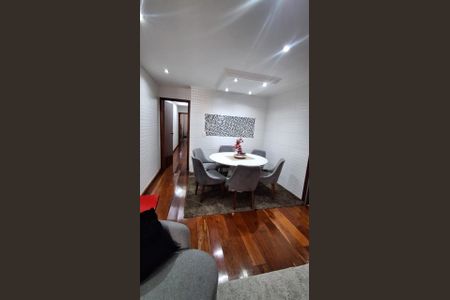 Casa à venda com 3 quartos, 210m² em Castelo, Belo Horizonte