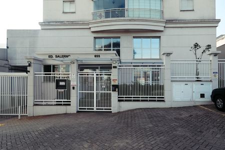 Apartamento para alugar com 57m², 2 quartos e 1 vagaFachada