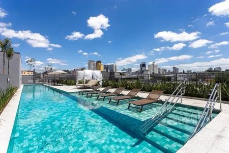 Apartamento para alugar com 46m², 2 quartos e 1 vaga Apartamento para alugar com 46m², 2 quartos e 1 vagaÁrea comum - Piscina