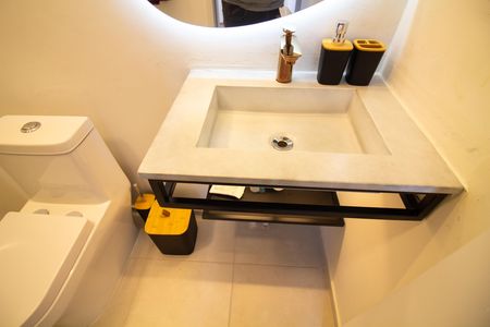 Apartamento para alugar com 46m², 2 quartos e 1 vaga Apartamento para alugar com 46m², 2 quartos e 1 vagaBanheiro da Suíte