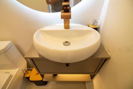 Apartamento para alugar com 46m², 2 quartos e 1 vaga Apartamento para alugar com 46m², 2 quartos e 1 vagaBanheiro