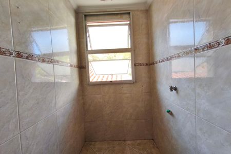 Banheiro de apartamento à venda com 2 quartos, 55m² em Jardim Ipiranga, Campinas