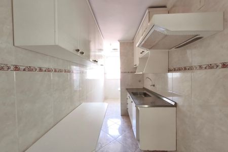 Cozinha de apartamento à venda com 2 quartos, 55m² em Jardim Ipiranga, Campinas