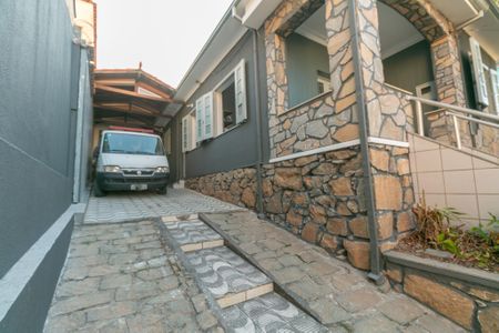 Casa à venda com 2 quartos, 300m² em Floresta, Belo Horizonte