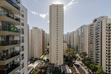 Vista da Sala de apartamento para alugar com 3 quartos, 134m² em Indianópolis, São Paulo