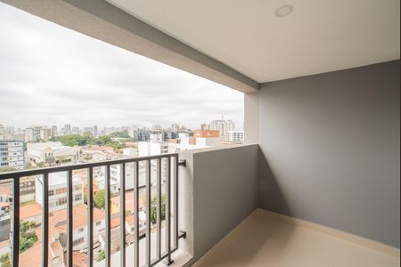Studio para alugar com 29m², 1 quarto e sem vaga Studio para alugar com 29m², 1 quarto e sem vagaVaranda