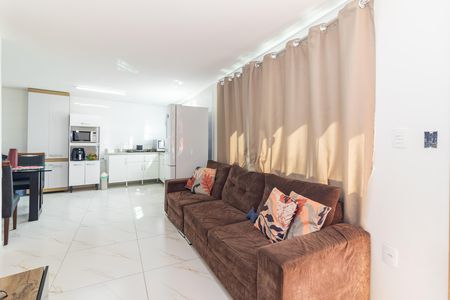 Casa para alugar com 85m², 2 quartos e 1 vaga Casa para alugar com 85m², 2 quartos e 1 vagaSala