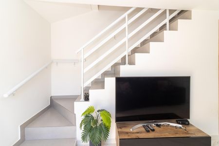 Casa para alugar com 85m², 2 quartos e 1 vaga Casa para alugar com 85m², 2 quartos e 1 vagaSala