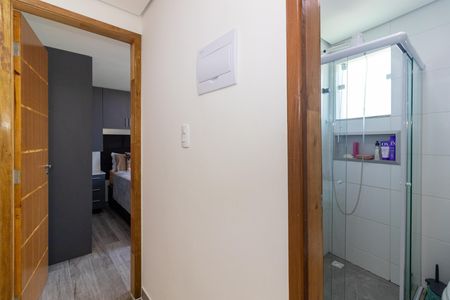 Casa para alugar com 85m², 2 quartos e 1 vaga Casa para alugar com 85m², 2 quartos e 1 vagaHall da Escada