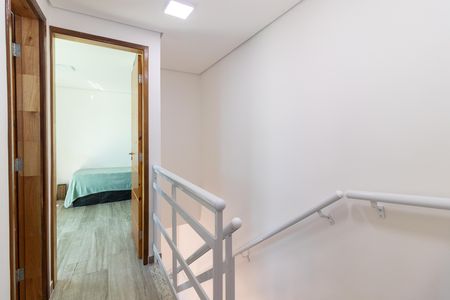 Hall da Escada de casa para alugar com 2 quartos, 85m² em Marechal Hermes, Rio de Janeiro
